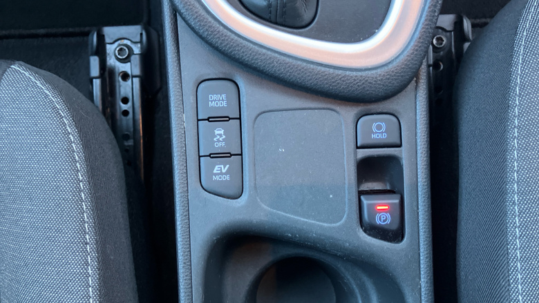 Toyota Yaris 1.5 Hybrid Design 5dr CVT Hybrid Hatchback